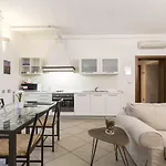 Appartement Residenza Ariosto By *
