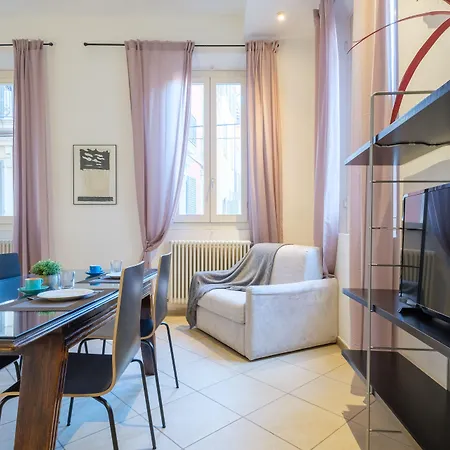 公寓 Residenza Ariosto By