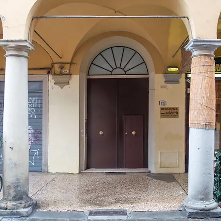 Apartman Residenza Ariosto By